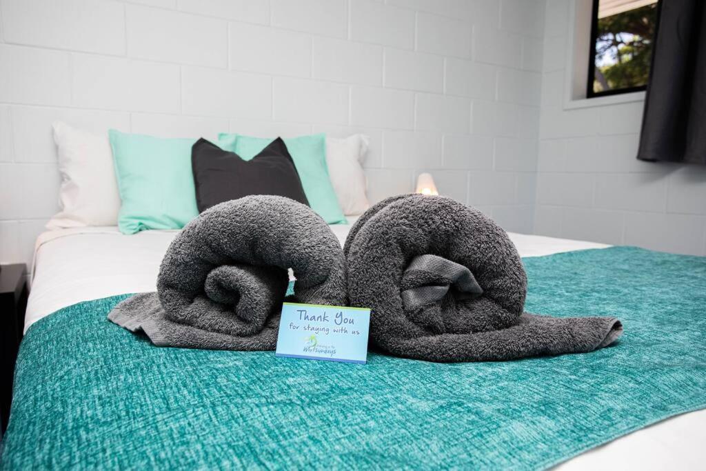 Airlie Sun & Sand Motel Accommodation #4 Airlie Beach Bagian luar foto