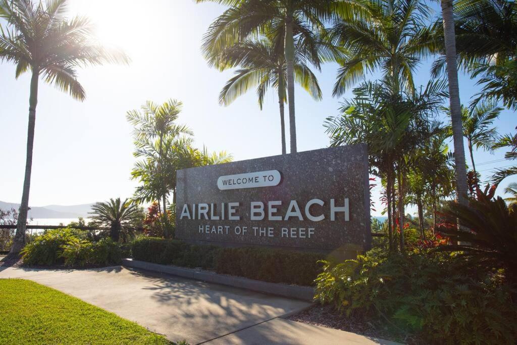 Airlie Sun & Sand Motel Accommodation #4 Airlie Beach Bagian luar foto